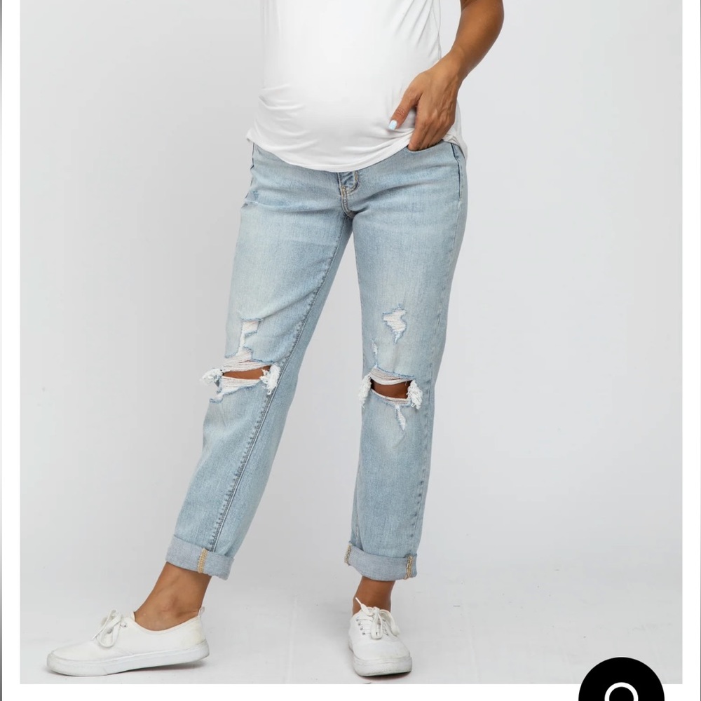 Pink Blush Maternity Light Blue Distressed Jeans size 28